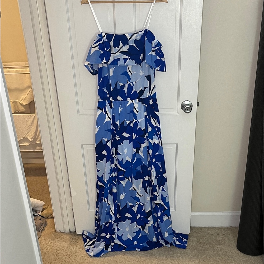 Premier Amour Blue and White Floral Maxi Dress